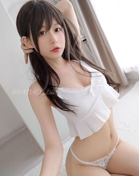商务旅行与戴绿帽子的女老板同房_DVD迅雷电影在线