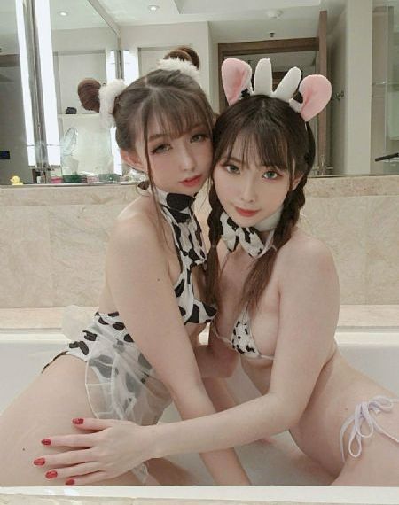 裙底野兽_DVD高清在线